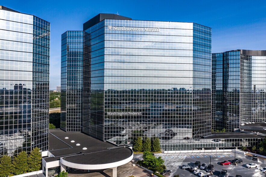 More Photos Of 5420 Lyndon B Johnson Fwy, Dallas Office For Lease