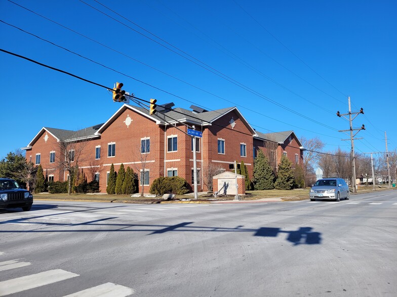 Primary Photo Of 8840 Calumet Ave, Munster Coworking Space