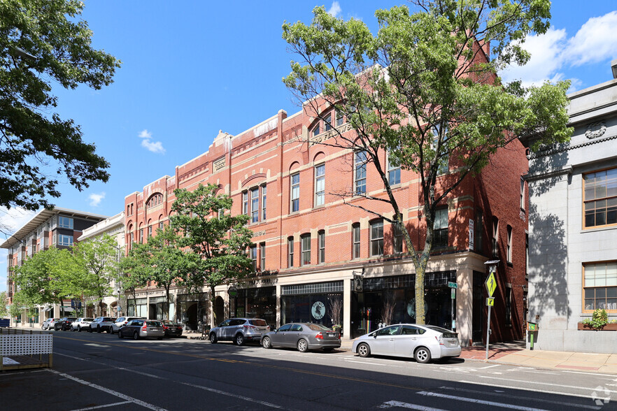 Primary Photo Of 81 Washington St, Salem Storefront Retail Office For Lease