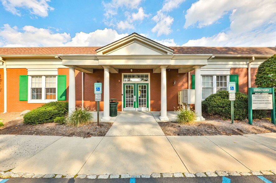 More Photos Of 245 Main St, Chester Office For Lease