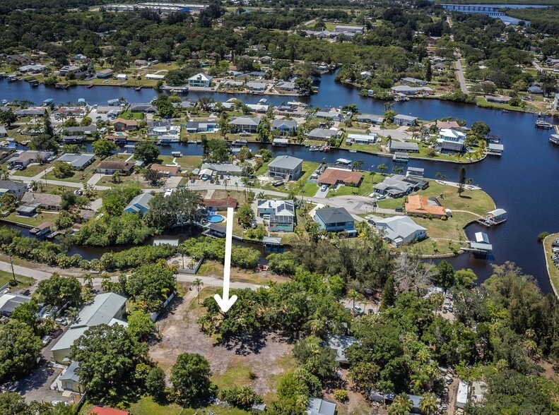 More Photos Of 817 2nd Ave NW, Ruskin Land For Sale