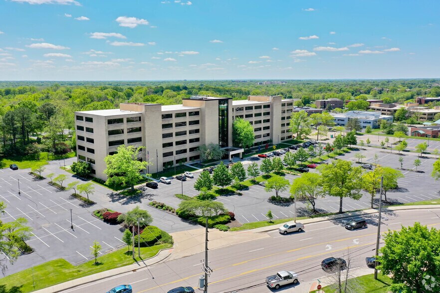 More Photos Of 11330 Olive Blvd, Creve Coeur Office For Lease