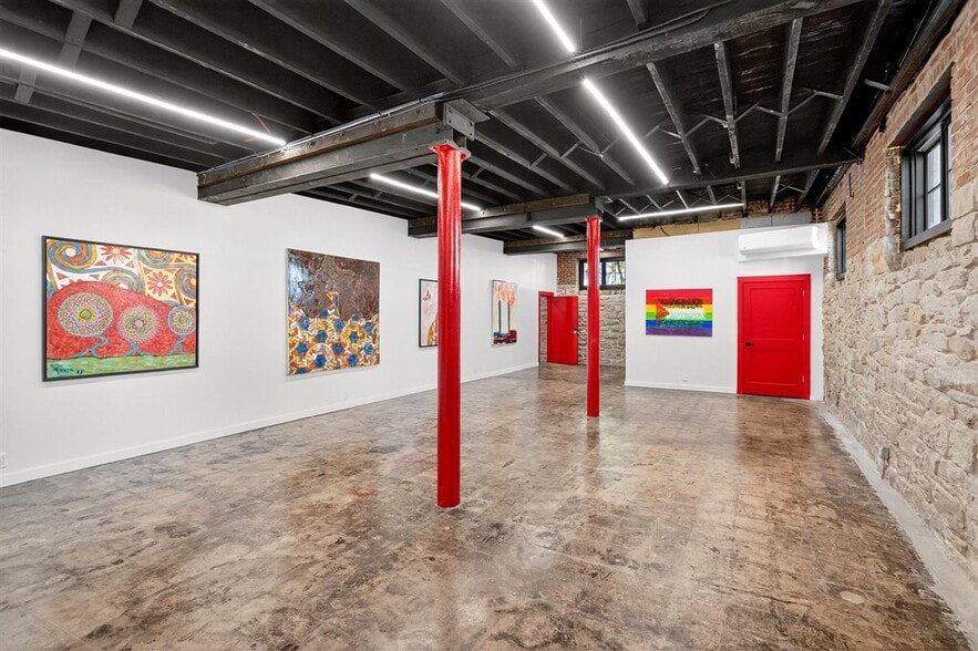 More Photos Of 1034 S Kingshighway Blvd, Saint Louis Office For Sale