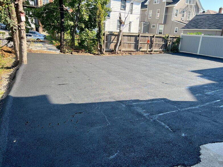 More Photos Of 31 Saint Andrews Pl, Yonkers Apartments For Sale