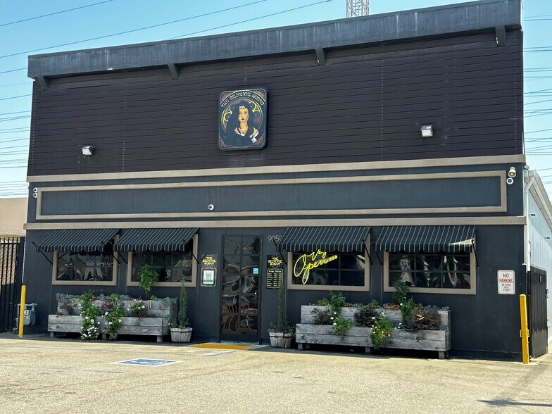 Primary Photo Of 9058 Rose St, Bellflower Distribution For Sale