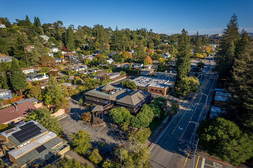 More Photos Of 1036 Sir Francis Drake Blvd, Kentfield Office For Lease