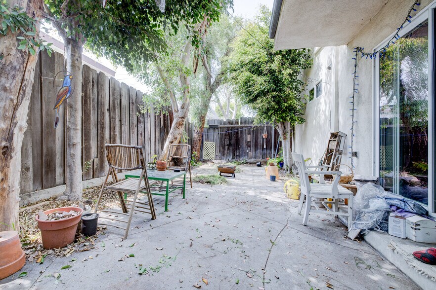 More Photos Of 3729 Glendon Ave, Los Angeles Apartments For Sale