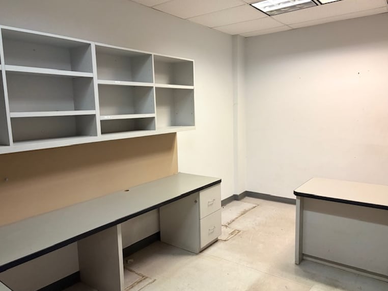 More Photos Of 5918-24 13th Ave, Brooklyn Office For Sale