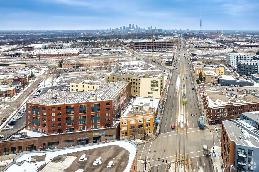 More Photos Of 2410 University Ave W, Saint Paul Apartments For Lease