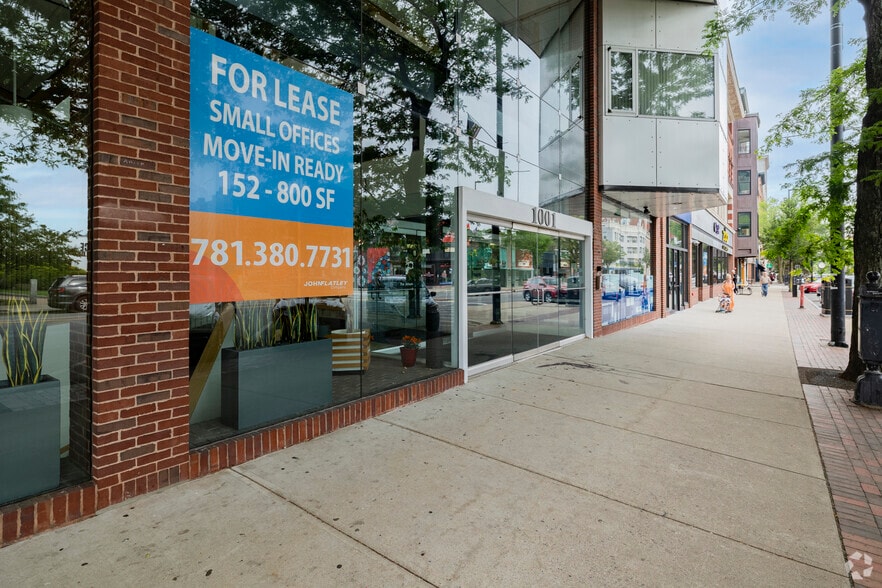 More Photos Of 977-1001 Elm St, Manchester Office For Lease
