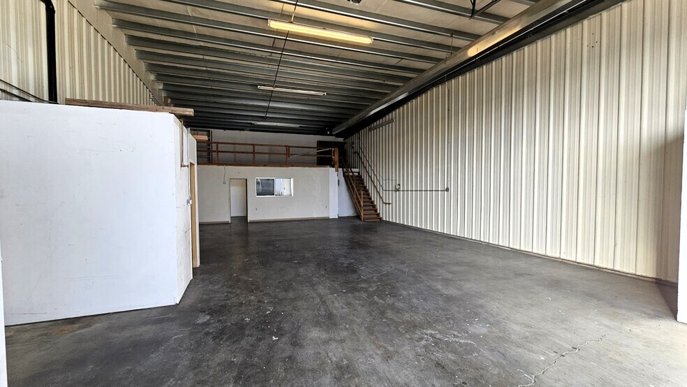 More Photos Of 1425 Alabama St, Longview Warehouse For Lease