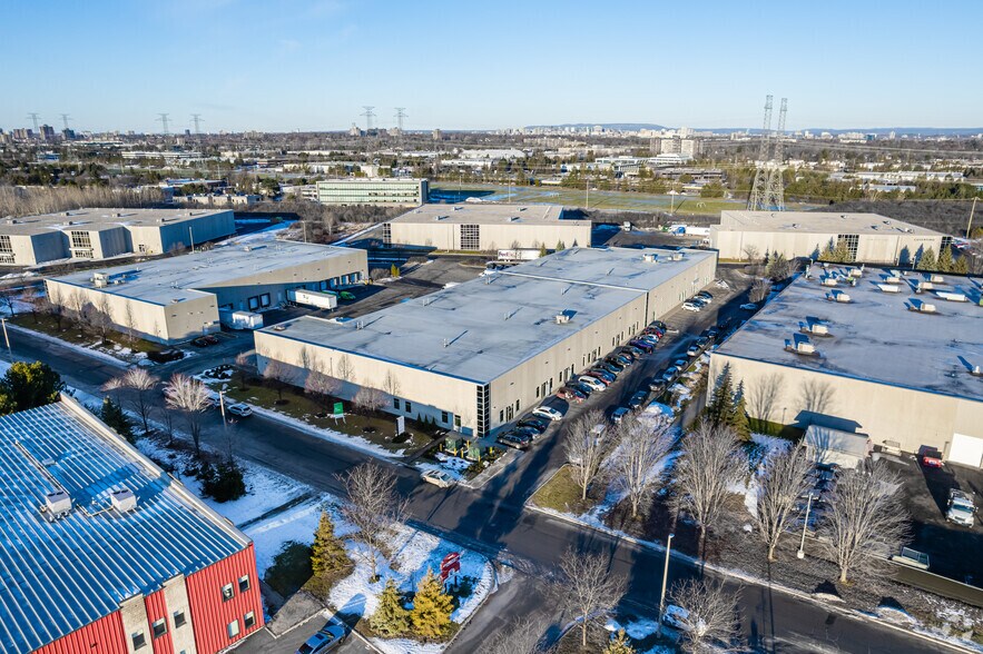 More Photos Of 2905 Swansea Cres, Ottawa Warehouse For Lease