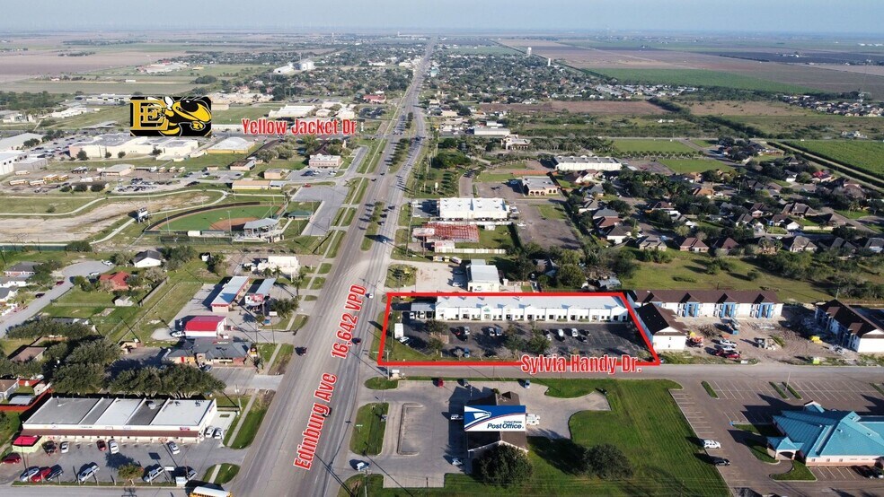 More Photos Of 720 E Edinburg Ave, Edcouch Storefront For Lease