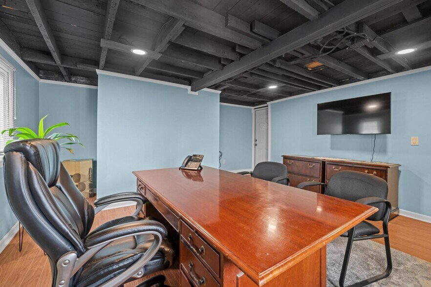 More Photos Of 26 Schmarbeck Ave, Buffalo Warehouse For Sale