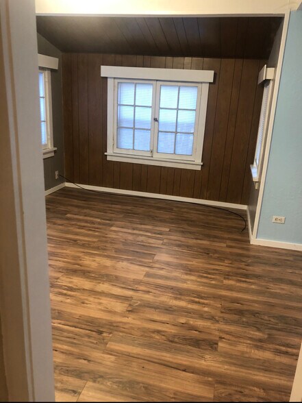 More Photos Of 3251 Rogue River Hwy, Grants Pass Apartments For Sale