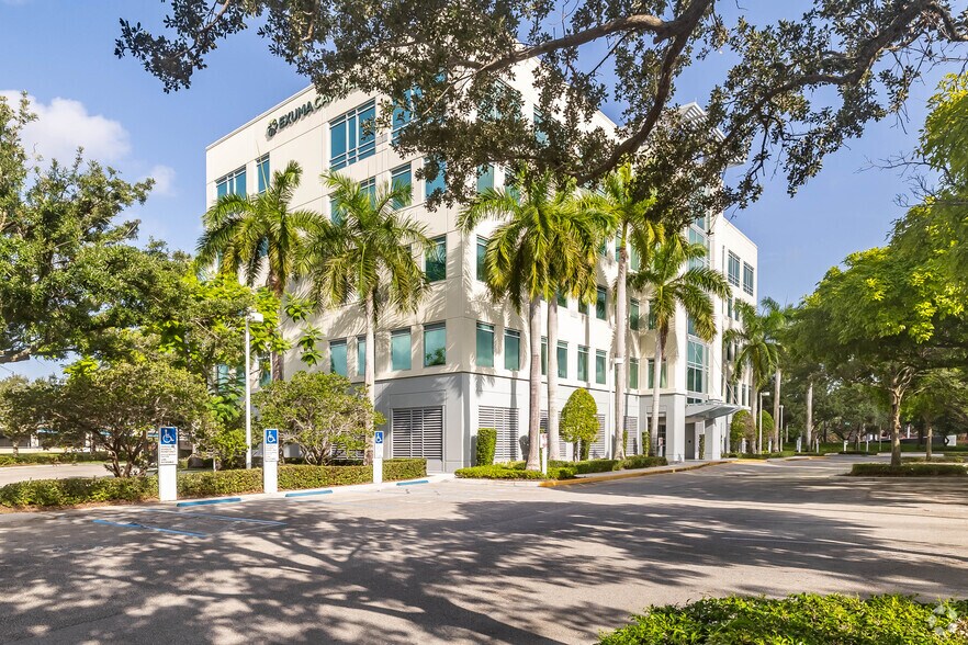 More Photos Of 1250 S Pine Island Rd, Plantation Office For Lease