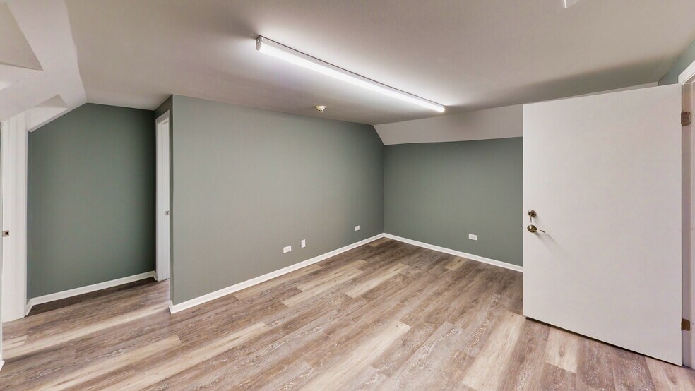 More Photos Of 1208 Lisle Plz, Lisle Medical For Lease