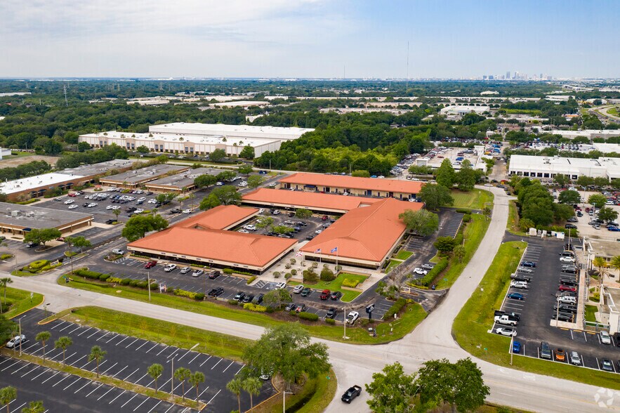 More Photos Of 9280 Bay Plaza Blvd, Tampa Unknown For Lease