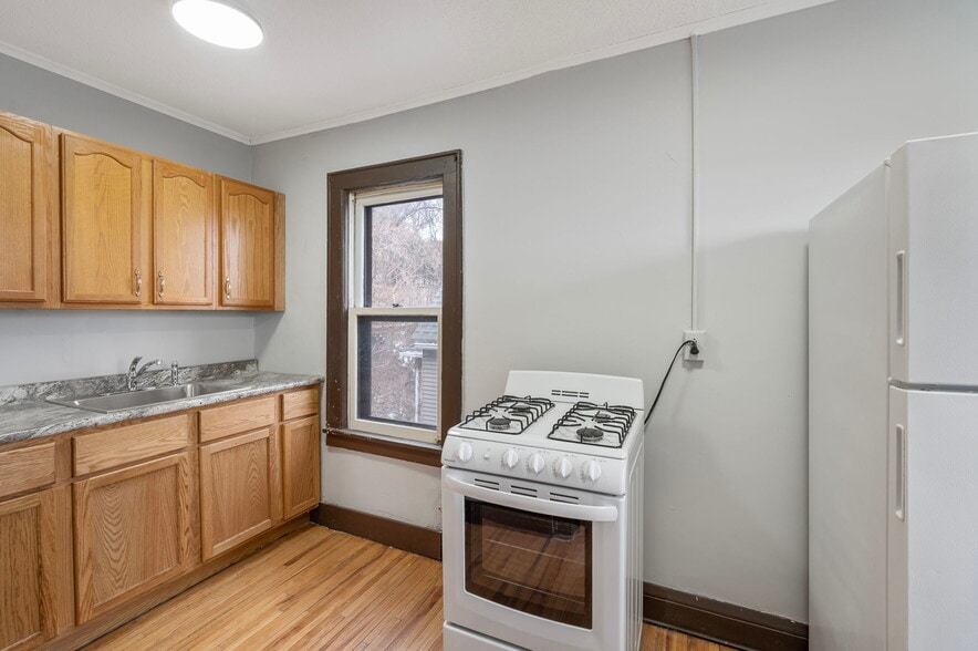 More Photos Of 487 Grand Ave, Saint Paul Apartments For Sale