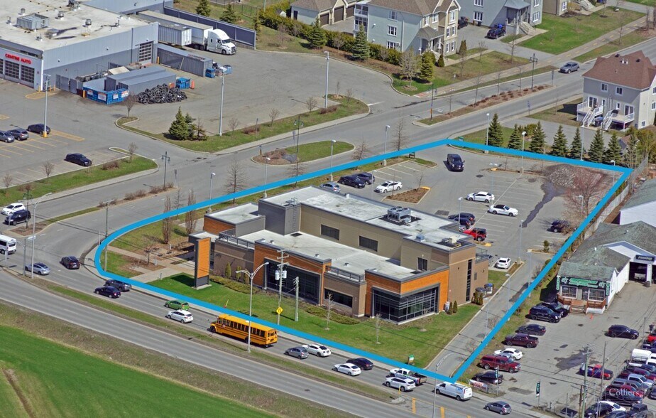 More Photos Of 4771 Boul Laurier, Terrebonne Office For Sale