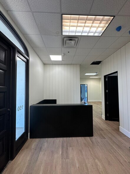 More Photos Of 15003 W Bell Rd, Surprise Medical For Lease