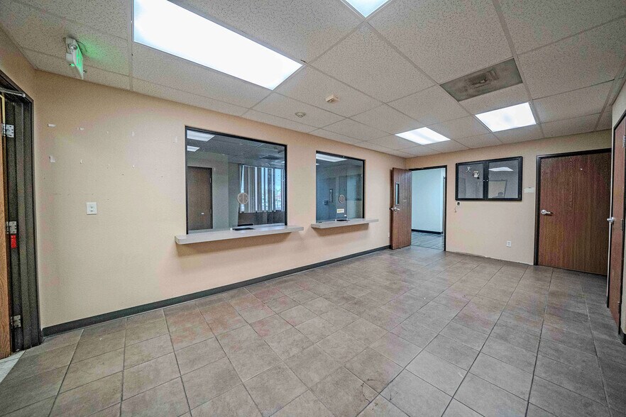 More Photos Of 2035 E Ball Rd, Anaheim Medical For Lease