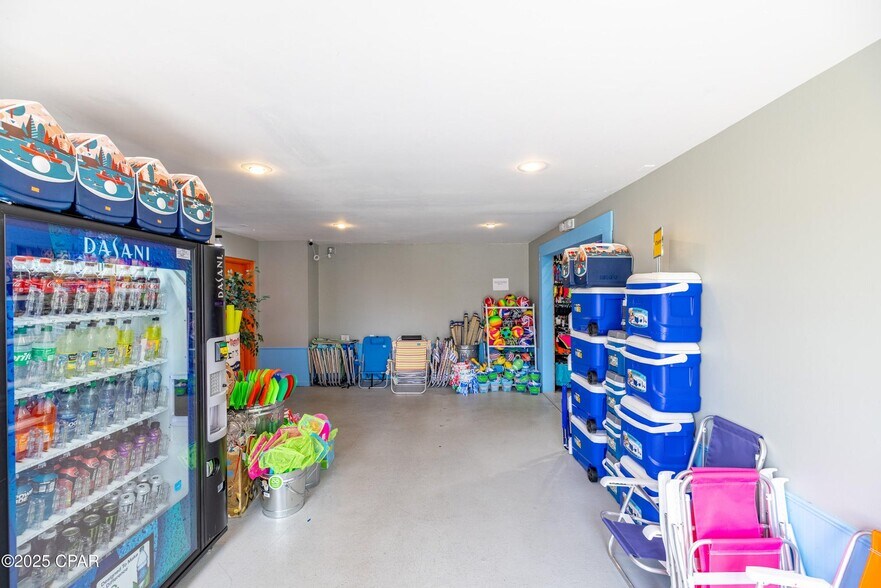 More Photos Of 6908 Thomas Dr, Panama City Beach Freestanding For Sale