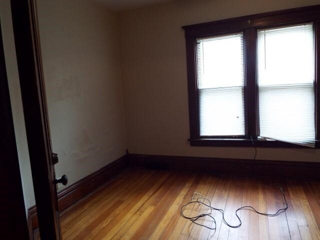 More Photos Of 518 S Lucas St, Iowa City Apartments For Sale
