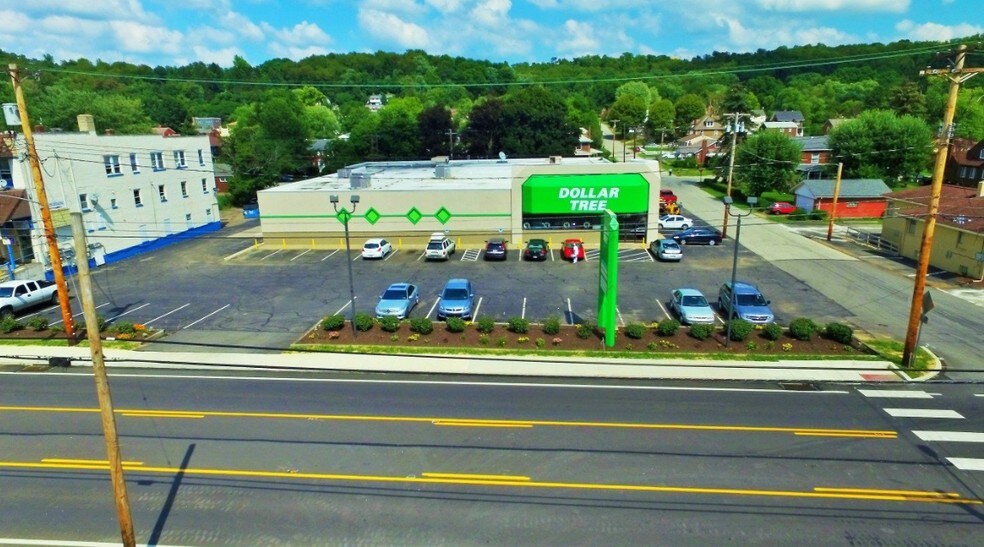 More Photos Of 1615 Lincoln Way, White Oak Storefront For Lease