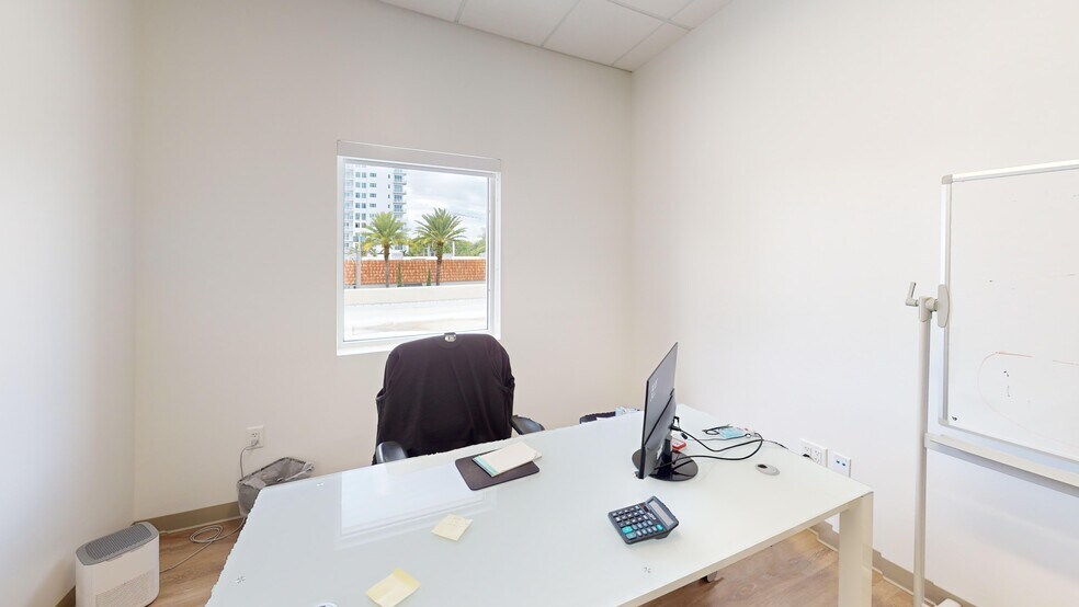 More Photos Of 150 E Palmetto Park Rd, Boca Raton Office Residential For Lease