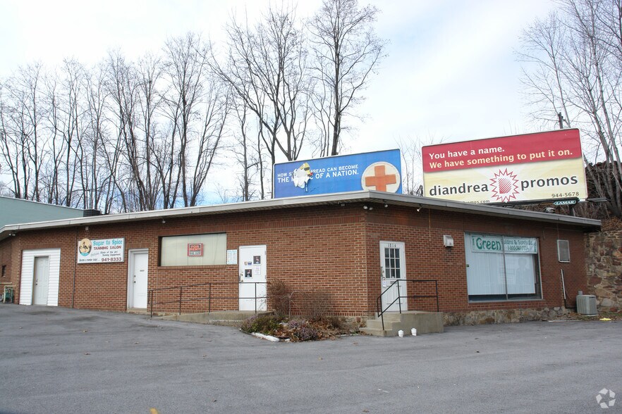 More Photos Of 1818 Union Ave, Altoona Unknown For Lease