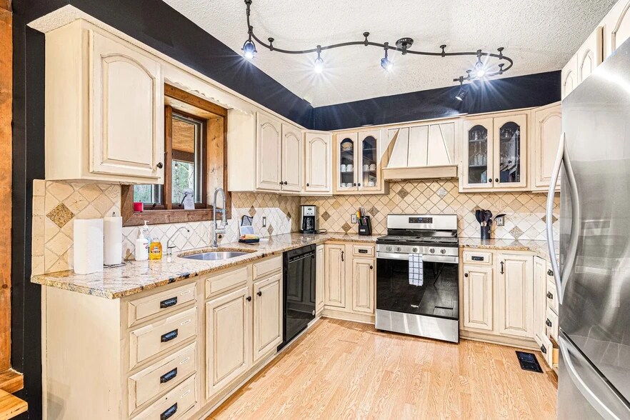 More Photos Of 1293 Laurel Lick Rd, Sevierville Specialty For Sale