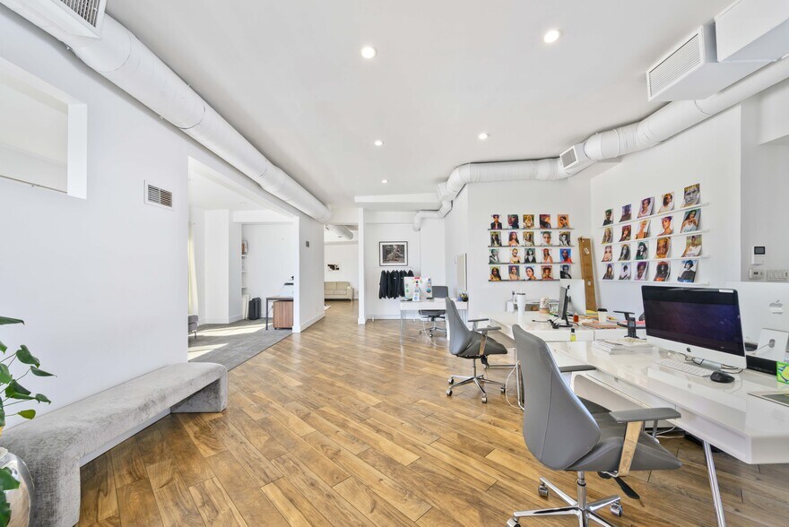 More Photos Of 7250 Melrose Ave, Los Angeles Storefront Retail Office For Lease