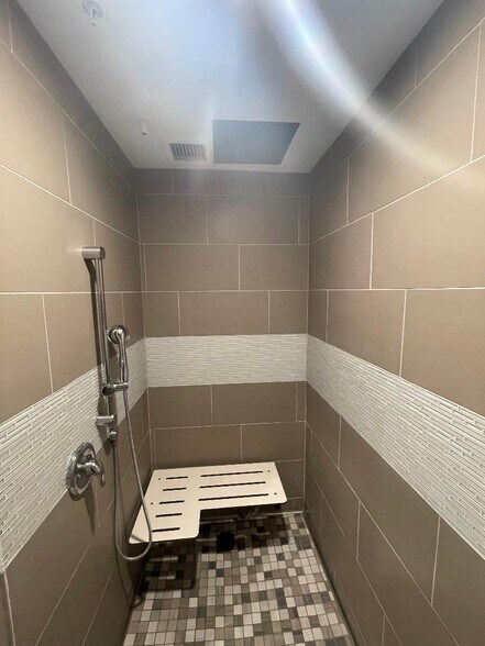 More Photos Of 8799 Balboa Ave, San Diego Office For Lease