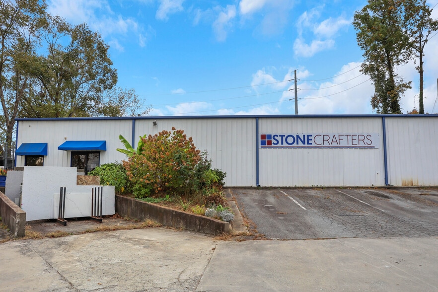 Primary Photo Of 1385 English St NW, Atlanta Warehouse For Sale