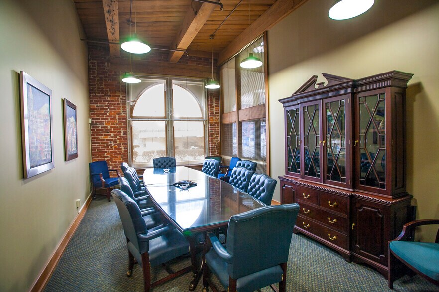 More Photos Of 10 Hale St, Charleston Loft Creative Space For Sale