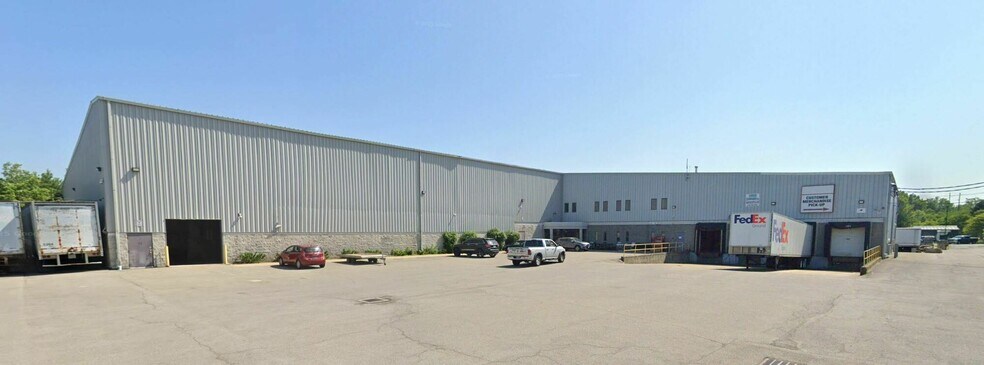 More Photos Of 2335 Union Rd, Cheektowaga Distribution For Sale