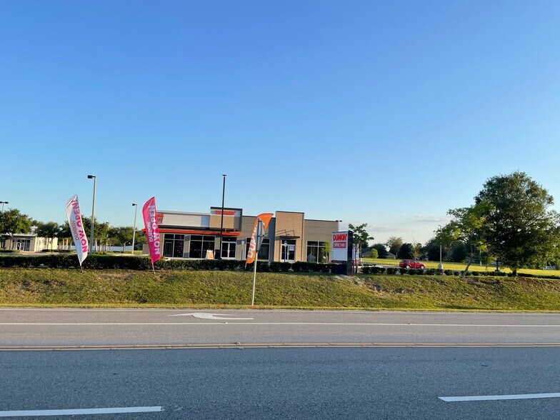 More Photos Of 24352 State Road 44, Eustis General Retail For Sale