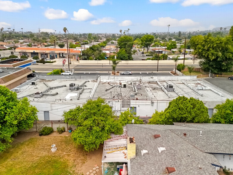 More Photos Of 472-484 S Citrus Ave, Azusa Freestanding For Lease