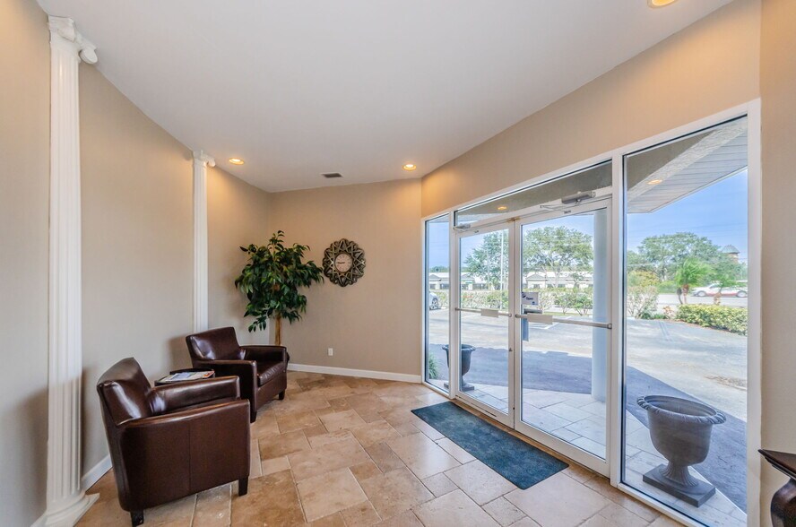 More Photos Of 5510 Roosevelt Blvd, Clearwater Office For Sale