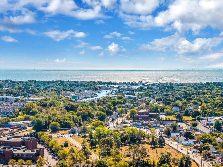 More Photos Of 14-18 Third E Ldl St, Patchogue Flex For Sale