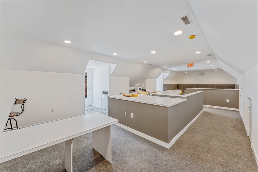 More Photos Of 728 S Washington St, Alexandria Office For Lease