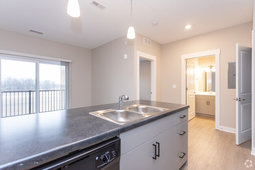 More Photos Of 2111 Heyboer Dr, Holland Apartments For Sale