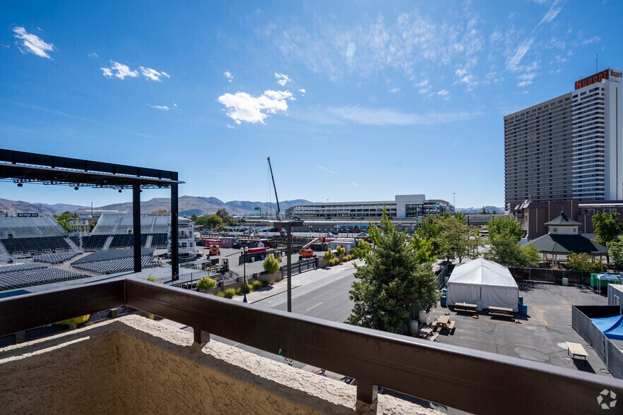 More Photos Of 1125 Avenue of the Oaks, Sparks Apartments For Lease