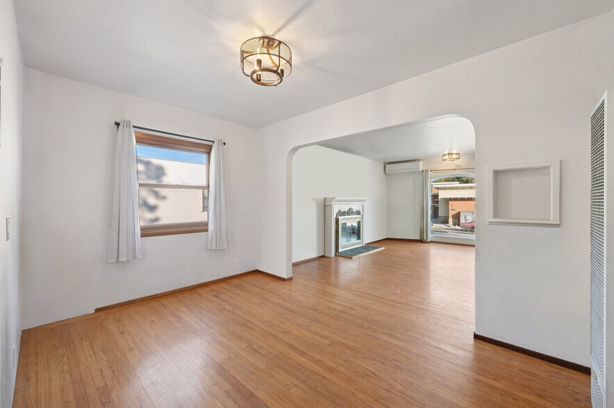 More Photos Of 1851 2nd St, San Rafael Apartments For Sale