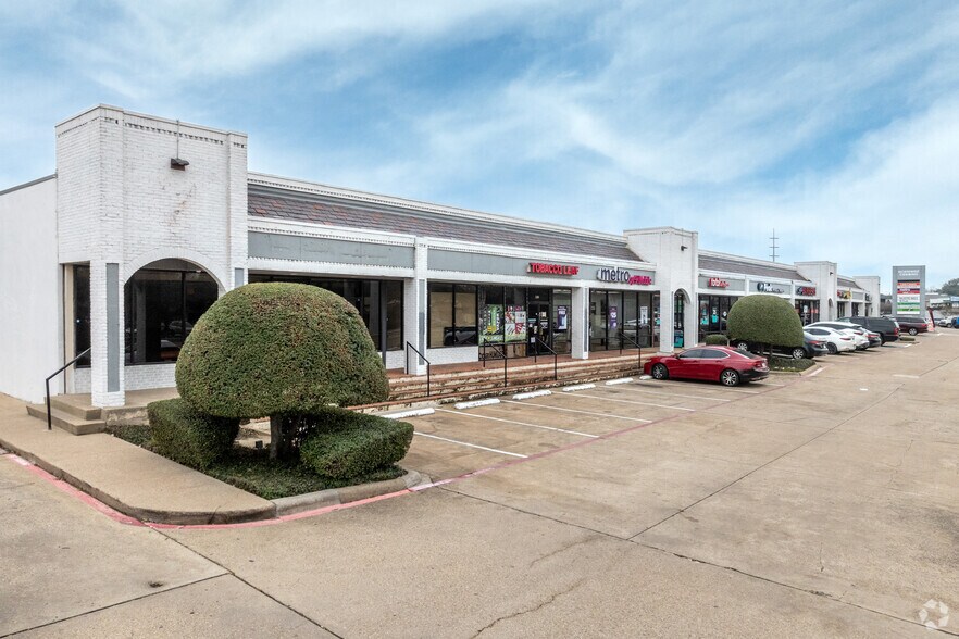 More Photos Of 1202-1250 Northwest Hwy, Garland General Retail For Lease