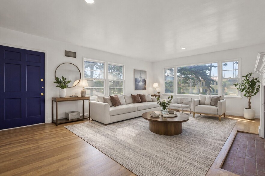 More Photos Of 4409 Victoria Park Dr, Los Angeles Apartments For Sale