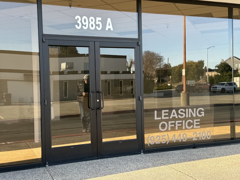 More Photos Of 3985 1st St, Livermore Warehouse For Lease