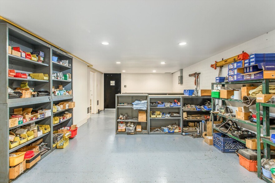 More Photos Of 358 N 6th St, Colton Warehouse For Sale