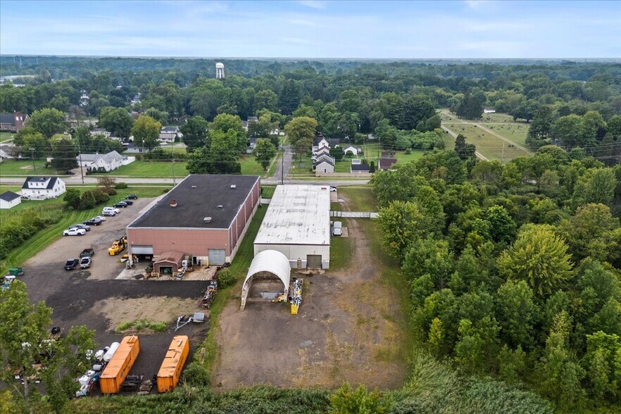More Photos Of 59230 Havenridge Rd, New Haven Manufacturing For Sale